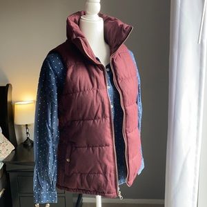 Old Navy Frost-Free Textured Puffer Vest